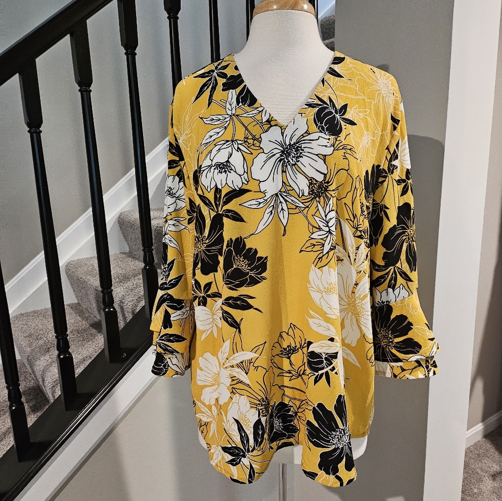 Profile Apparel – Yellow Base Top with Black/White Florals (Size 2XL)